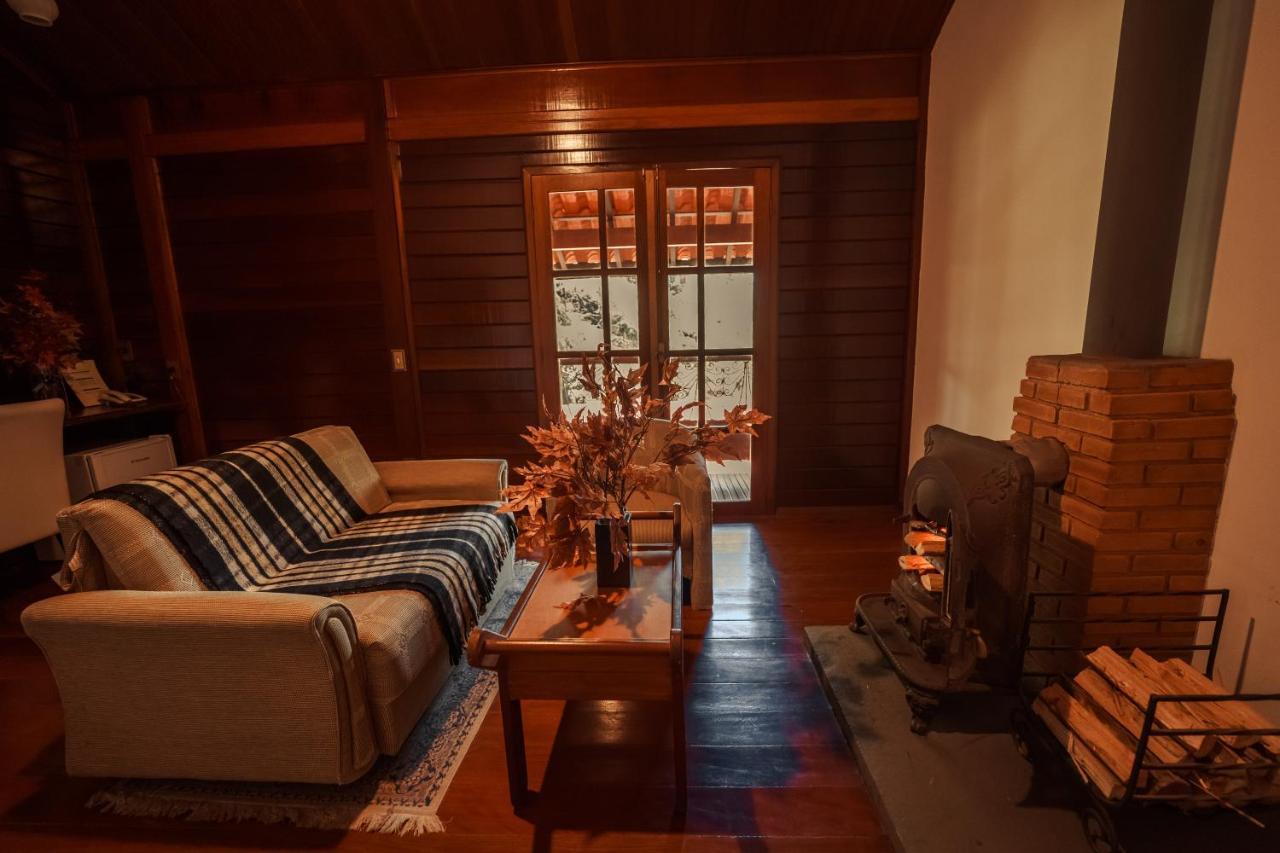 Dos Quatis Inn